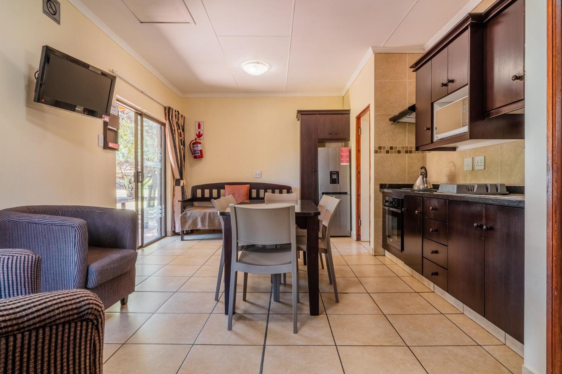 Atkv Buffelspoort Hotel Rustenburg Buitenkant foto