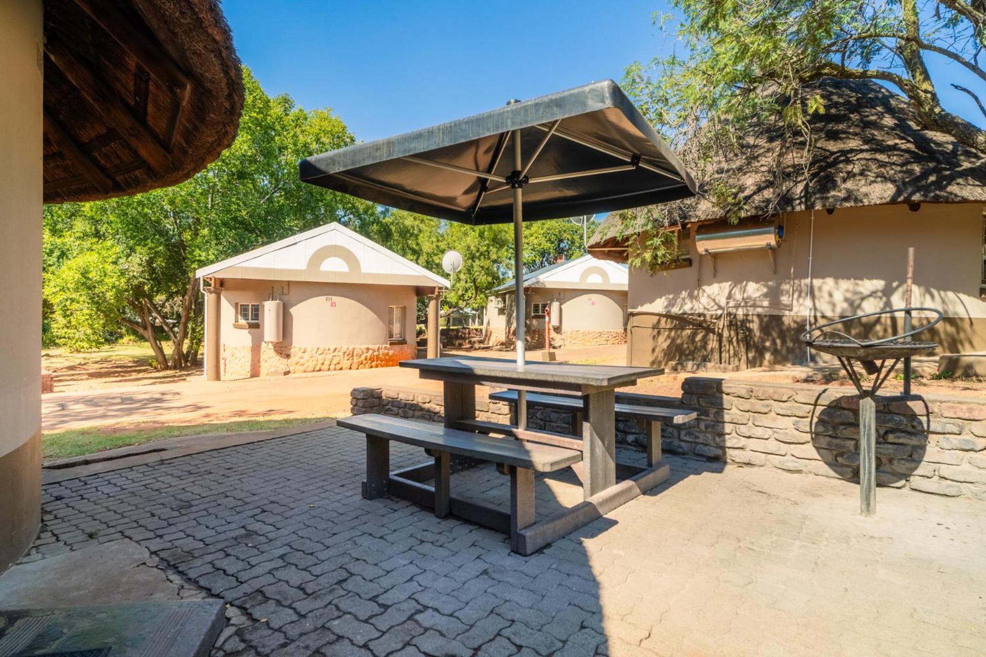 Atkv Buffelspoort Hotel Rustenburg Buitenkant foto
